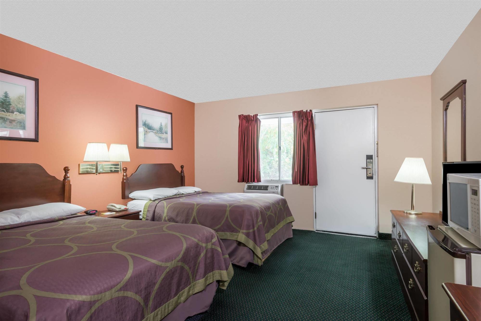 Days Inn By Wyndham Lenox Ma Buitenkant foto